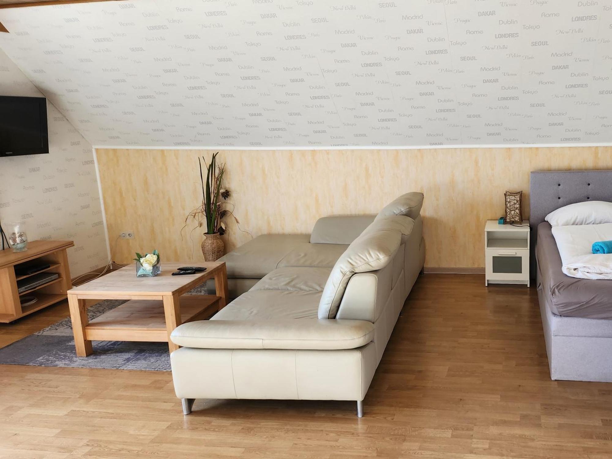 Monteurwohnung Ha-Wei -90 M2 Hangen-Weisheim מראה חיצוני תמונה